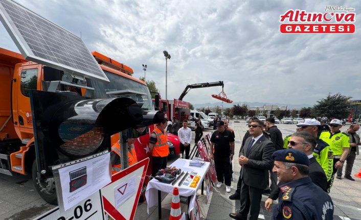 Düzce'de “Karayolları Güvenliği ve Trafik Haftası“ kutlandı