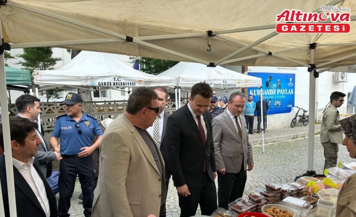 Gerze’de ihtiyaç sahibi vatandaşlar yararına kermes açıldı