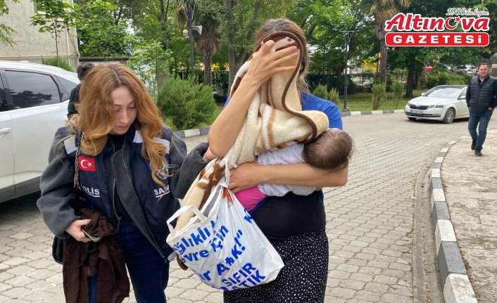 Samsun'da evlerden hırsızlık yaptığı iddia edilen kadına ev hapsi cezası verildi