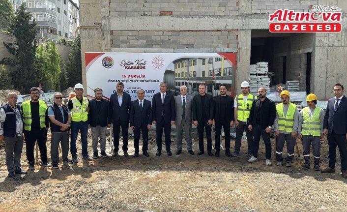 Karabük Valisi Mustafa Yavuz, yapımı süren okullarda incelemelerde bulundu