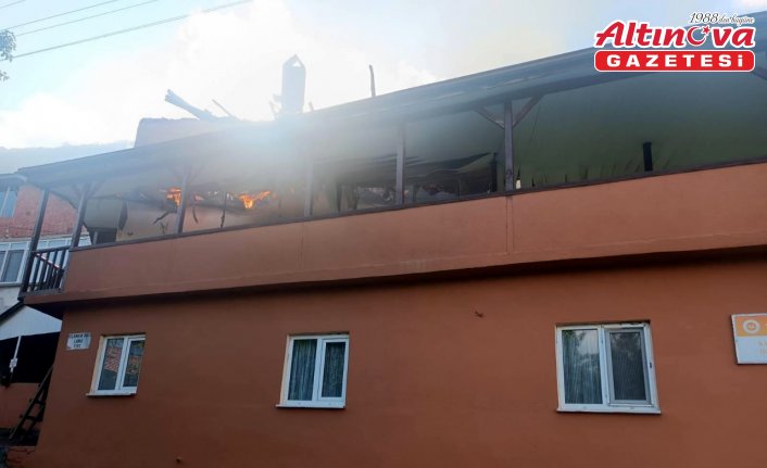 Karabük'te çıkan yangında cami kullanılamaz hale geldi