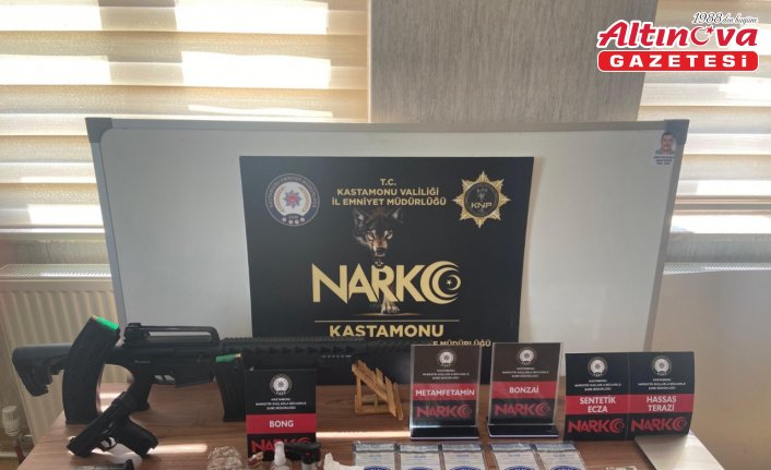 Kastamonu'da düzenlenen uyuşturucu operasyonunda 2 zanlı yakalandı