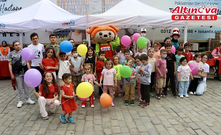 LÖSEV'in “İyilik Tırı“ Trabzon'a geldi