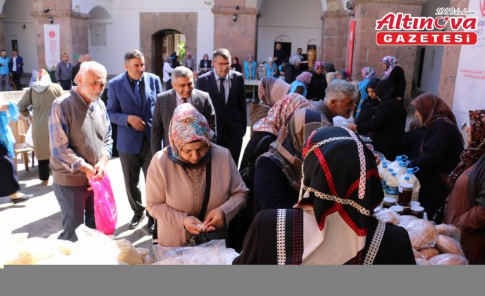 Merzifon'da Hafızlık Kur’an Kursları yararına kermes düzenlendi
