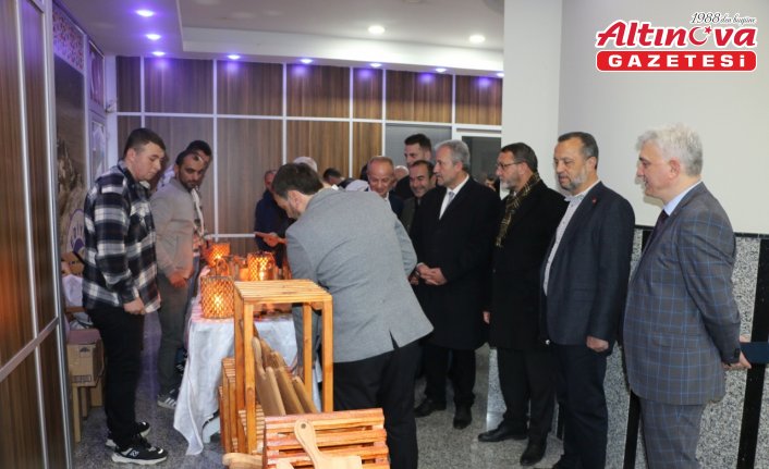 Of’ta Engelliler Haftası'na yönelik sergi açıldı