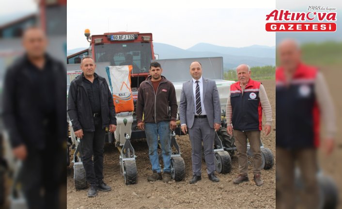 Pazar'da dane mısır üretiminde yerli ve milli tohum ekimi gerçekleştirildi
