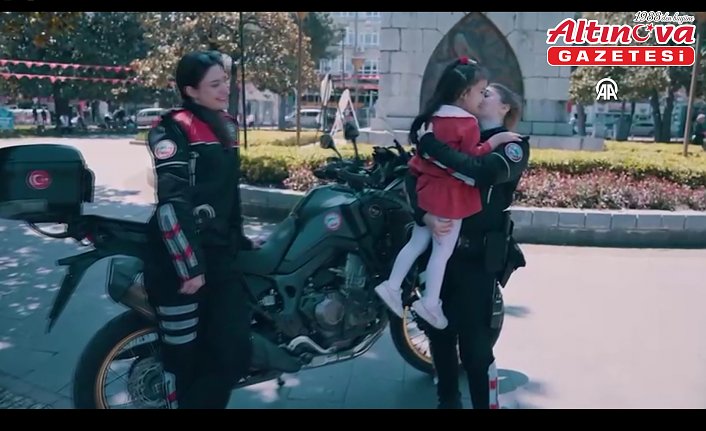 Samsun'da polisler Anneler Günü'ne özel klip hazırladı