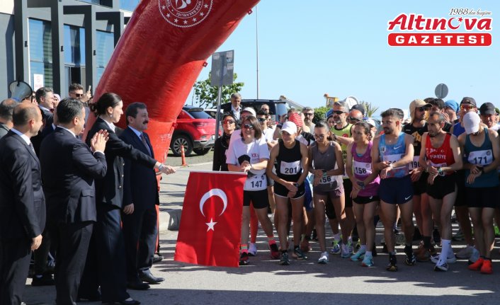 Samsun'da 19 Mayıs Yarı Maratonu başladı