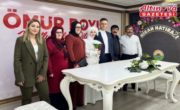 Samsun'da özel bir tarihte evlenmek isteyen çiftler 5.5.2025 yoğunluğu oluşturdu