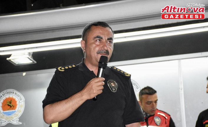 Samsun'da yüzlerce motosiklet tutkunu emniyetin düzenlediği söyleşiye katıldı