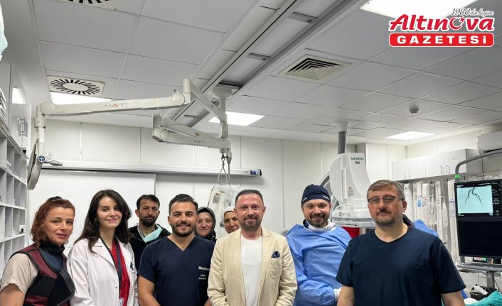 Samsun'daki kalp ameliyatlarını kardiyologlar canlı izledi