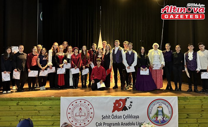 Sinop'ta lise öğrencileri “Romeo ve Juliet“ oyununu İngilizce sahneledi