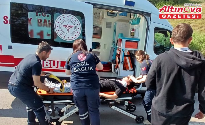 Sinop’ta motosikletin devrildiği kazada 2 kişi yaralandı