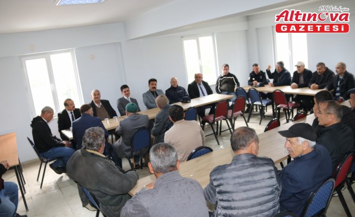 Taşova Kaymakamı Kartal’dan köy ziyaretleri