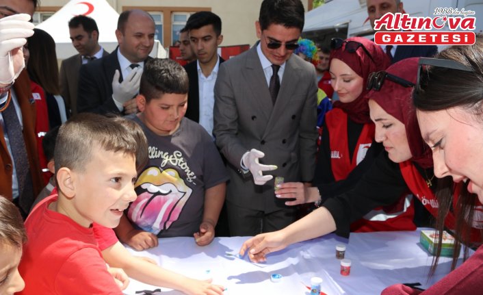 Taşova’da bahar şenliği düzenlendi