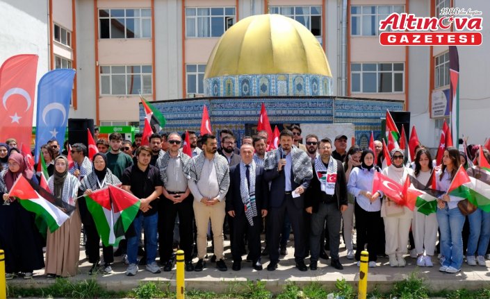 TOGÜ'de öğrenci kulüpleri İsrail'e tepki gösterdi