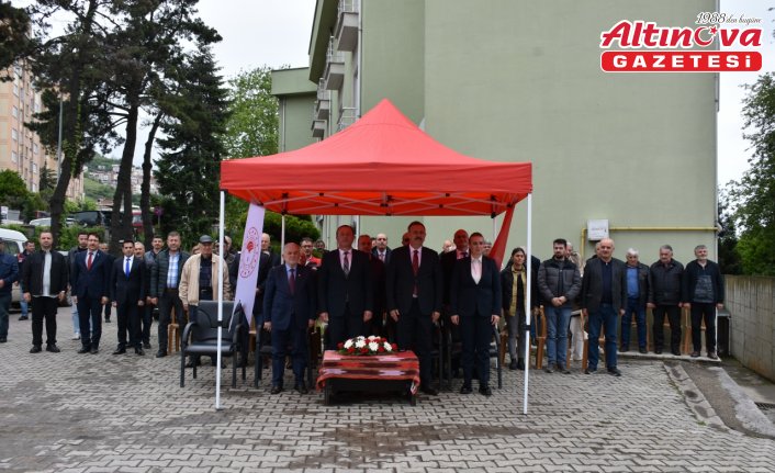 Trabzon'da üreticilere 260 bin sebze fidesi dağıtıldı