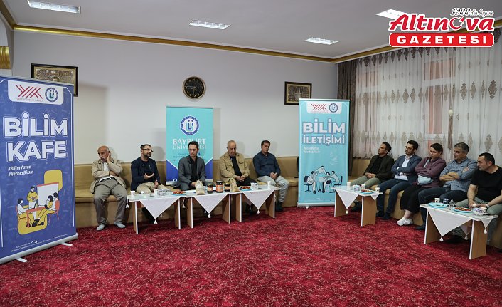 Bayburt'taki “Bilim Kafe“ etkinliğinde modern arıcılık teknikleri ve dijital bağımlılık anlatıldı