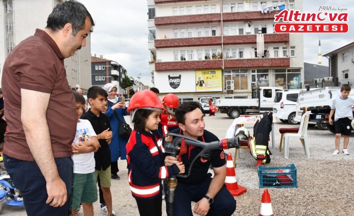 Büyükşehir Belediyesinden Vezirköprü'de çocuk şenliği