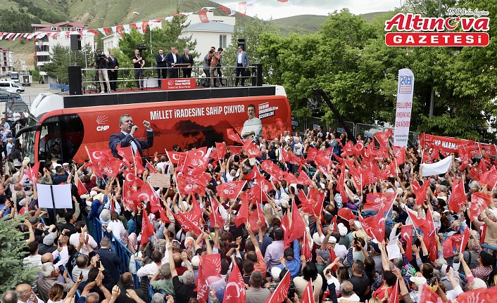 CHP Genel Başkanı Özgür Özel, Bayburt'ta konuştu