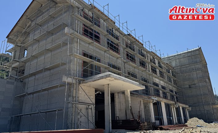 Güneysu'daki 100 yataklı hastanenin yapımı sürüyor