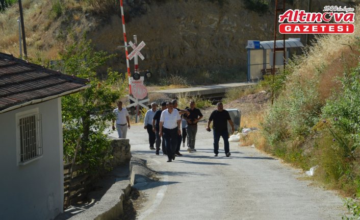 Havza'da kırsal mahallelerde yol çalışmaları devam ediyor