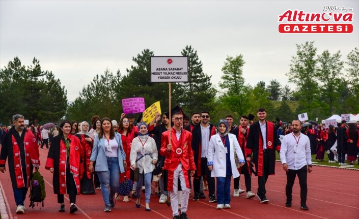 Kastamonu Üniversitesinde mezuniyet töreni düzenlendi