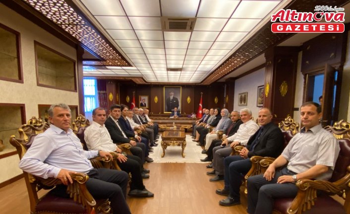 Of Kaymakamı Eşref Akça, görevine başladı