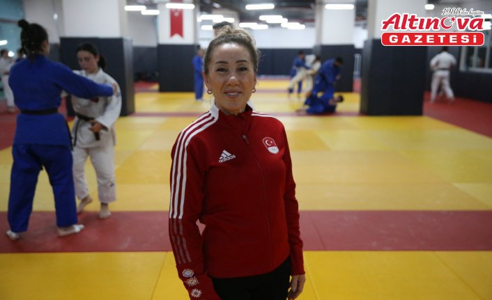 Olimpiyatlarda tarihe geçen Hülya Şenyurt, yeni judocular yetiştiriyor