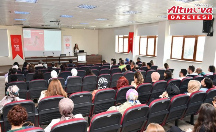 Rehber öğretmen ve danışmanlara elektronik sigara eğitimi verildi