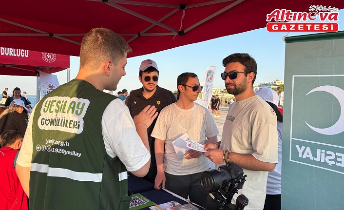 Samsun'daki Gençlik ve Spor Festivali kapsamında Yeşilay stant açtı