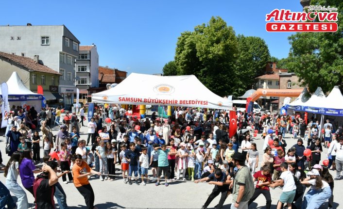Samsun Büyükşehir Belediyesinden Ladik'te çocuk şenliği
