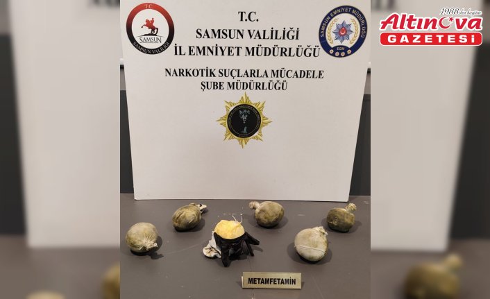Samsun'da uyuşturucu bulunan otomobildeki 3 şüpheli gözaltına alındı