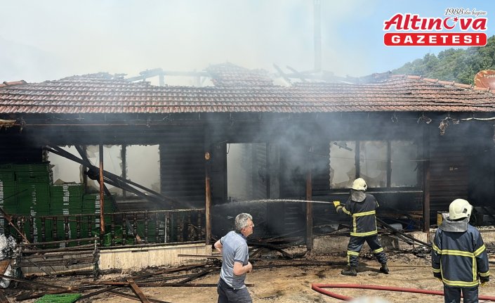 Sinop'ta kereste fabrikasının yemekhanesinde çıkan yangın söndürüldü
