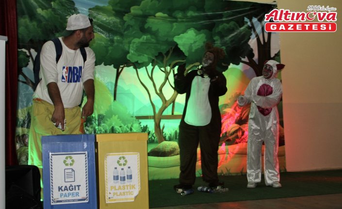 Sinop'ta sıfır atığın ve geri dönüşümün önemi çocuklara tiyatroyla anlatıldı