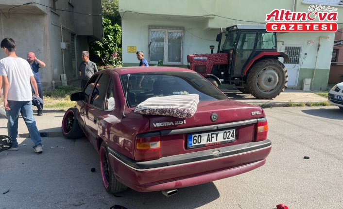 Tokat'ta otomobil ile motosikletin çarpıştığı kazada 2 kişi yaralandı