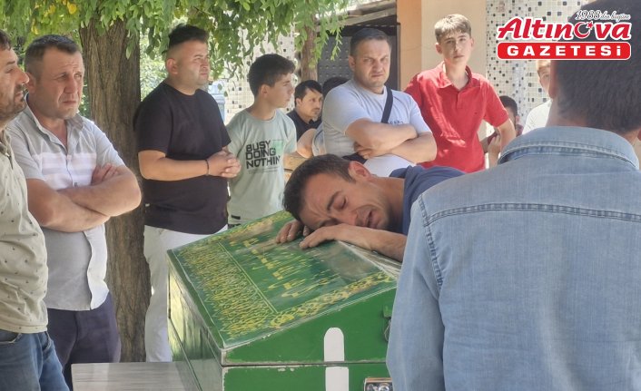 Tokat'ta otomobilin çarpması sonucu ölen 3 yaşındaki çocuğun cenazesi toprağa verildi