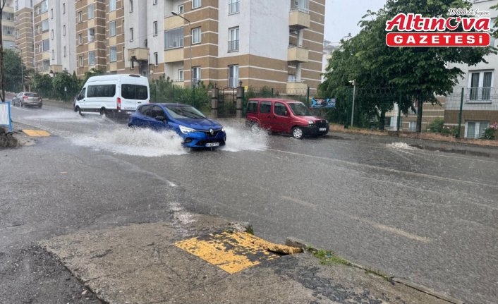 Trabzon'da sağanak etkili oldu