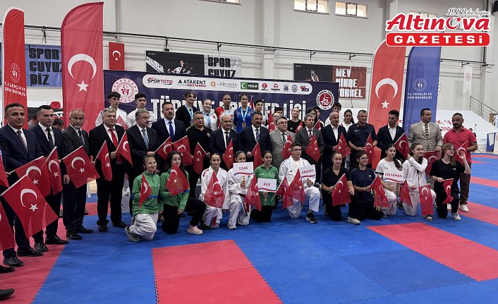 Türkiye Karate Premier Ligi'nin ikinci etabı, Zonguldak'ta başladı