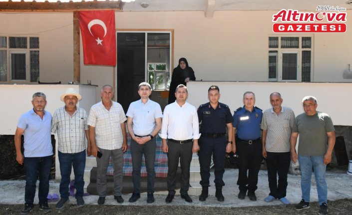Alaçam'da 15 Temmuz şehitlerinin kabirleri ve ailelerine ziyaret