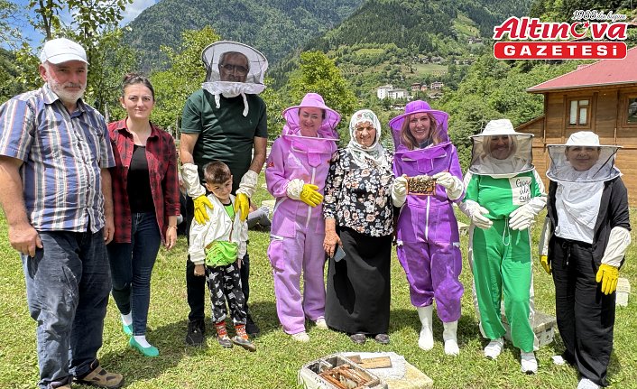 Artvin'de arıcılığı doğa turizmiyle birleştiren “apiturizm“ faaliyetleri sürüyor