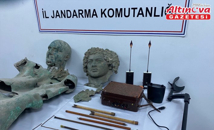 Bayburt ve Gümüşhane'de 156 tarihi eser niteliğinde obje ele geçirildi