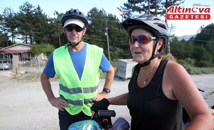 Bisikletle dünya turuna çıkan Yeni Zelandalı çift Türkiye'yi pedallıyor