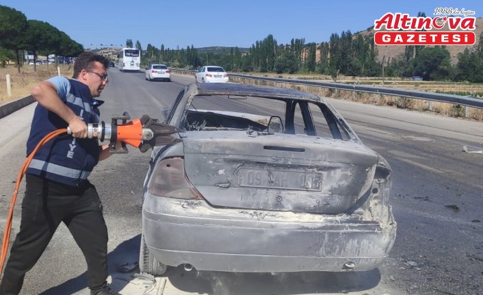 Çorum'da iki otomobilin çarpışması sonucu 4 kişi yaralandı