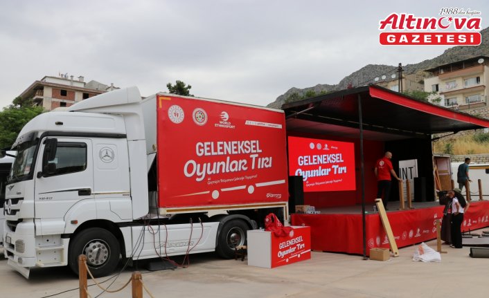 Geleneksel Oyunlar Tırı, Amasya'da çocuklarla buluştu
