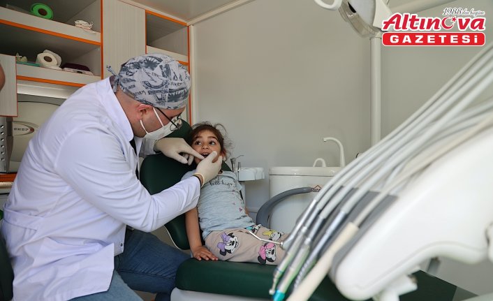 Gezici klinik vatandaşın ağız ve diş sağlığı için köy yollarında