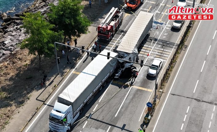 Giresun'da zincirleme trafik kazasında tır sürücüsü öldü