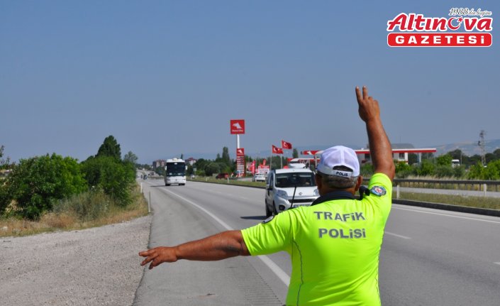 Gümüşhacıköy'de 6 Ayda 15 Bin 632 araç kontrol edildi