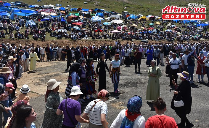 Gümüşhane'de “Kazıkbeli Yayla Şenliği“ yapıldı