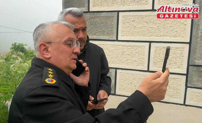 Kaçkar Dağları'nın zirvesinde düşen uçağın enkazına ulaşıldı